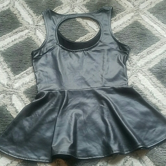 Kirra Vegan Leather Cutout Peplum Top - Picture 3 of 6